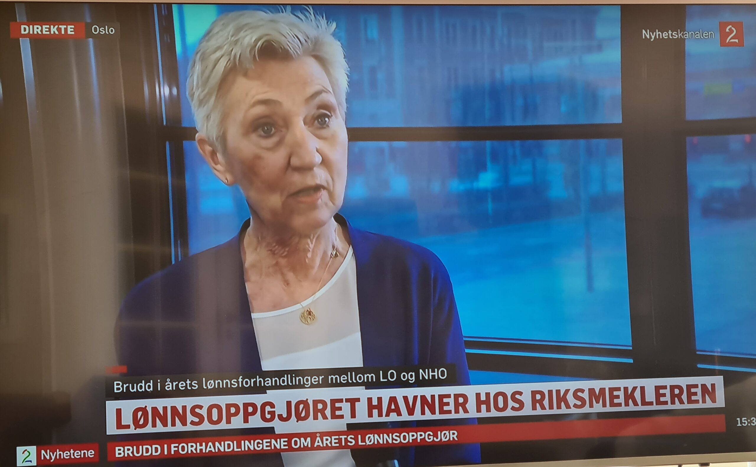 LO-leder Peggy Hessen Følsvik på pressekonferanse om bruddet i forhandlingene.