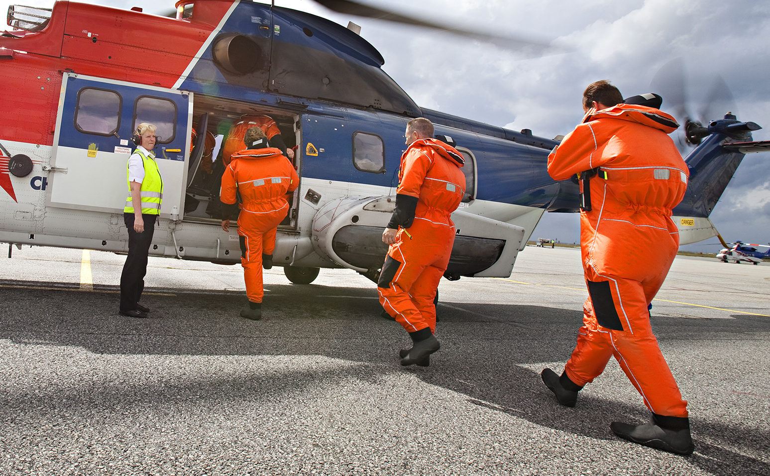 LO helikopterutvalg krever ordentlig smittevern og maks 12 passasjerer om bord i helikoptrene. Arkivfoto