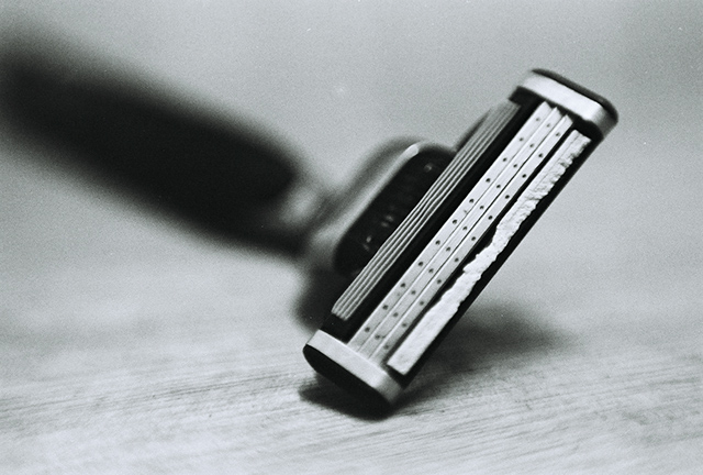 Medlemmet, som har kort helskjegg, mente Saipems “clean shave policy” var unødvendig streng. Foto: Lin Zhizhao, Flickr.